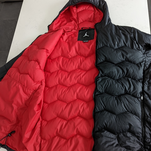 Jordan black puffer jacket 3XL - Picture 7 of 9